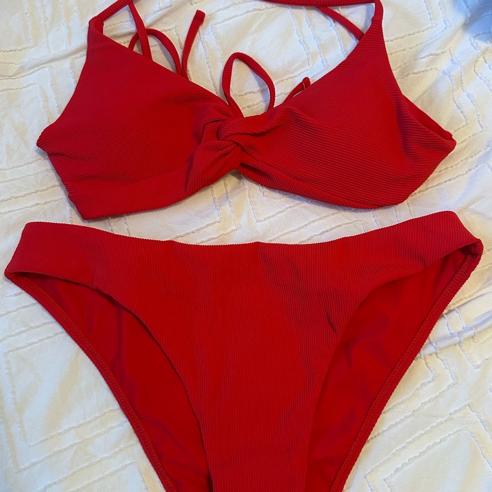 NEVER WORN! Red Twist Backless Bikini Top & Red Solid Low Waisted Bikini Bottom